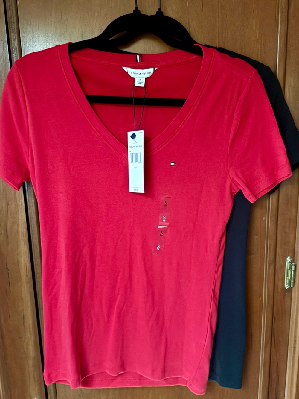 Tommy Hilfiger Women's V-Neck Short Sleeve Tees